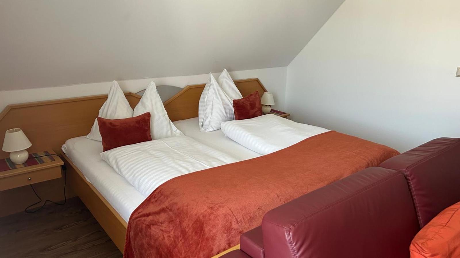 Gaestehaus Freitag Das Kleine Hotel Sankt Georgen im Lavanttal 外观 照片